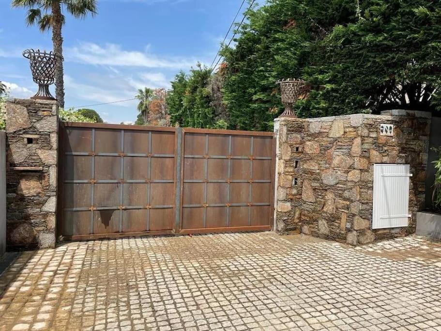 Grande Villa St-Tropez Area Avec Piscine Chauffee Gassin Exteriör bild