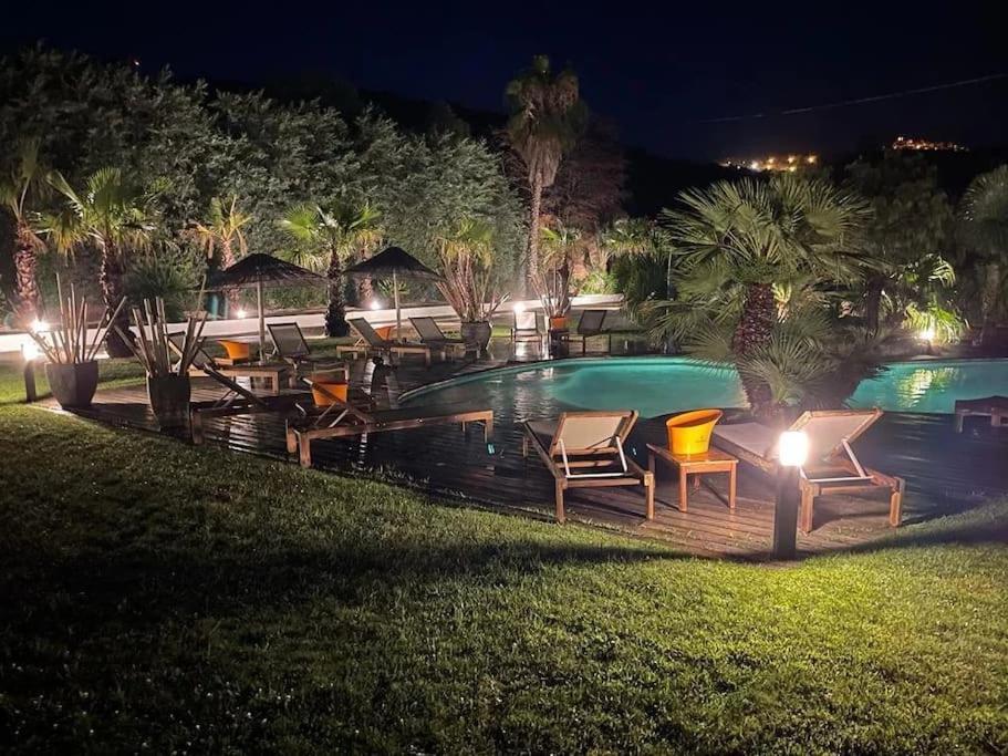 Grande Villa St-Tropez Area Avec Piscine Chauffee Gassin Exteriör bild