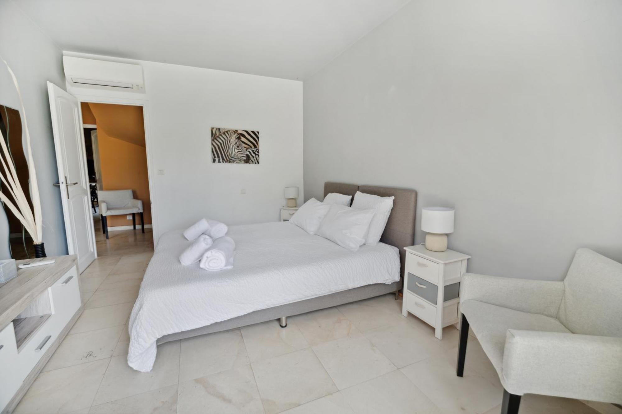 Grande Villa St-Tropez Area Avec Piscine Chauffee Gassin Exteriör bild