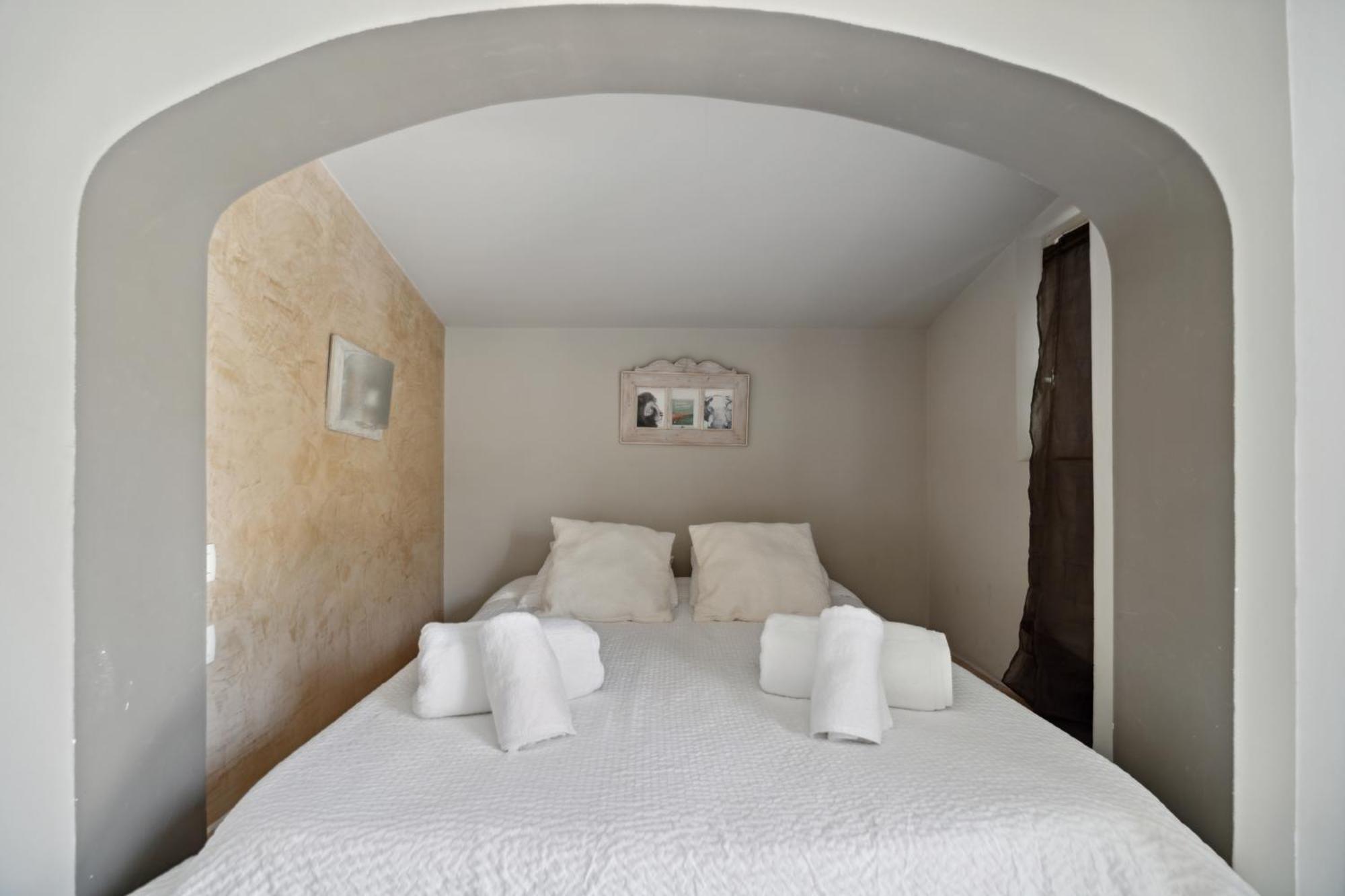 Grande Villa St-Tropez Area Avec Piscine Chauffee Gassin Exteriör bild